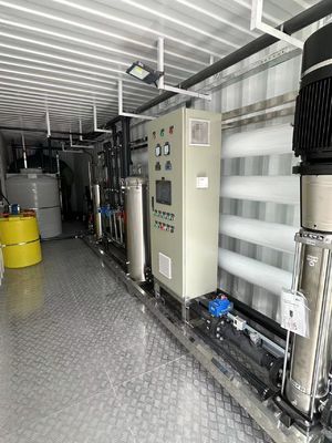 قیمت خوب 25m3 هر ساعت سیستم RO کانتینری با پمپ Grundfos / CNP آنلاین