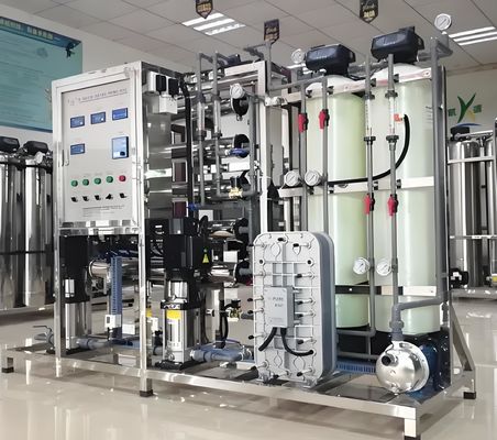قیمت خوب سیستم تصفیه آب زیمنس S7 PLC RO EDI با Filmtec / Toray Membrane آنلاین
