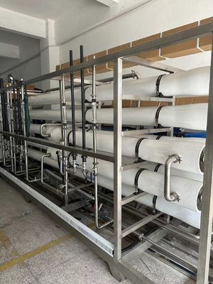 قیمت خوب سیستم آسموز معکوس 500-1000 متر3/روز با ظرفیت سفارشی ساخته شده از SS304/PVC آنلاین