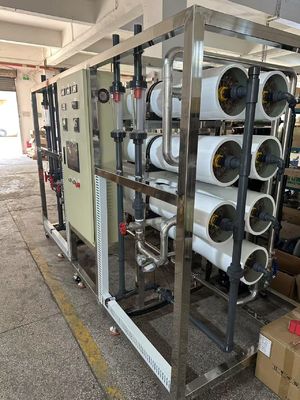 قیمت خوب تصفیه آب شور سیستم RO آب شور با ظرفیت 15m3 / ساعت و نرخ بازیابی 50-75% آنلاین